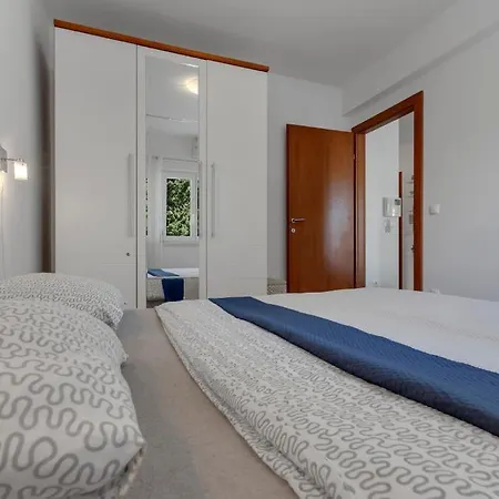 Tamaris Apartman *