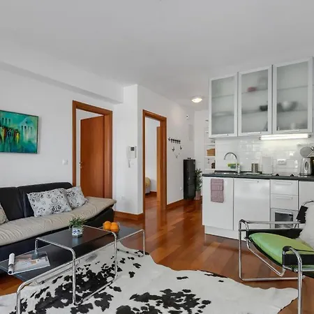 Apartman Tamaris *